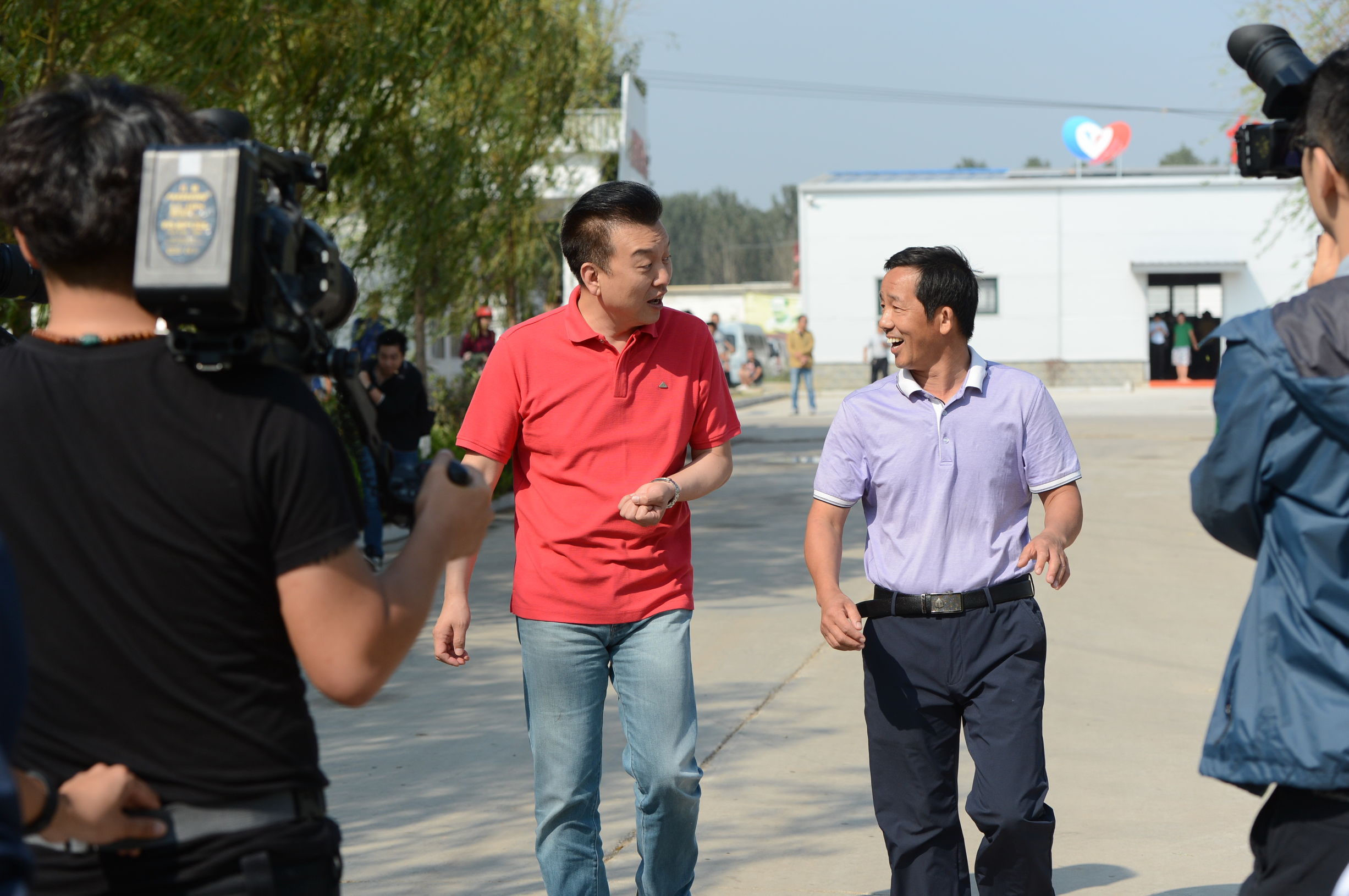 转移就业实现增收致富,转移就业拓宽致富路