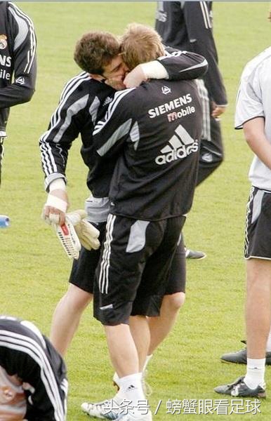 瓒冲潧鍓嶄簲cp,瓒冲潧鐢滆湝cp