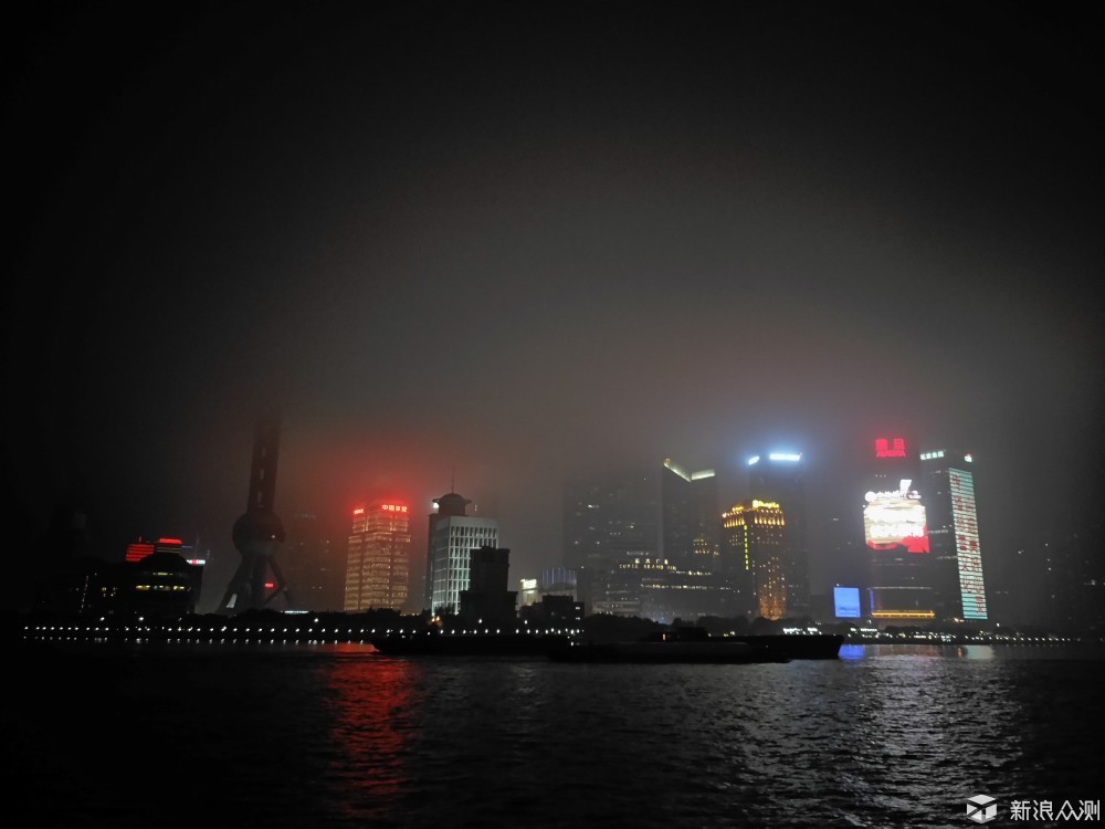 锤子vs苹果手机,锤子能和苹果比吗