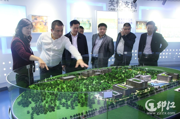 印江田艳到秀山考察,印江县原县委书记田艳