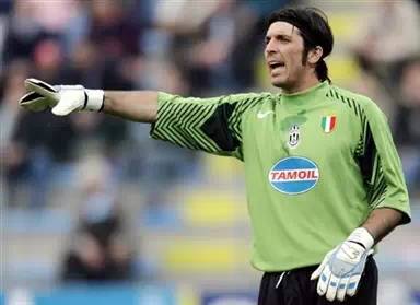 门将最重要的还是扑救,门将好做吗