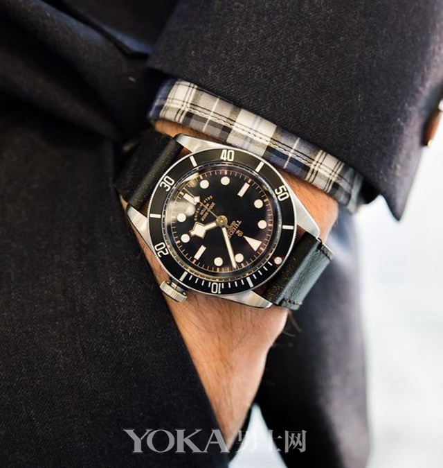 男士必备奢侈品穿搭单品推荐,男士经典时尚单品top10