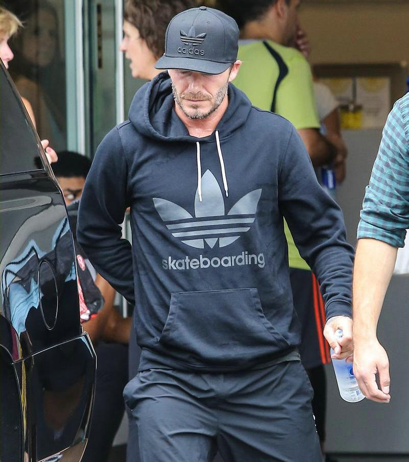 小贝帽子戏法,小贝戴的帽子