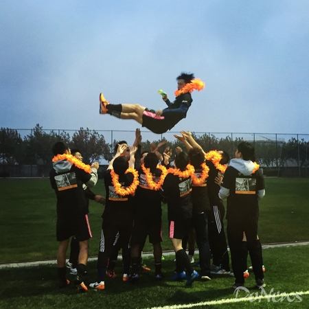 一战成名游族足球队怒斩双冠