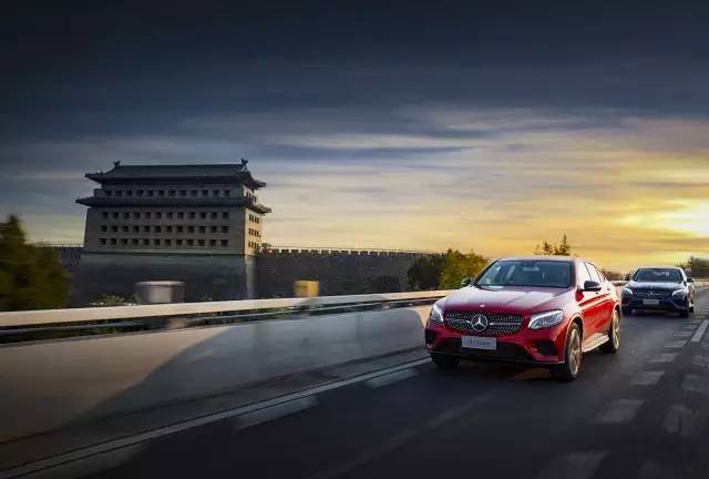 X4不再孤单，因为有位名叫GLCCoupe的新同桌来了