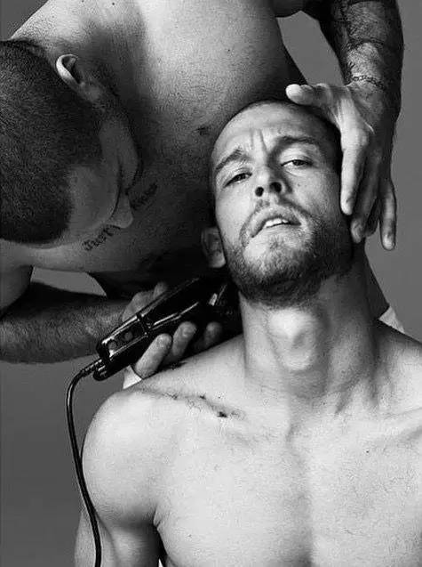 蓬松的发质适合什么发型,发型细软适合扎发吗