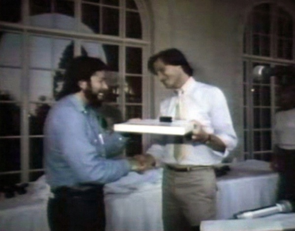 史蒂夫乔布斯真实生平,史蒂夫·乔布斯生平的伟大事迹