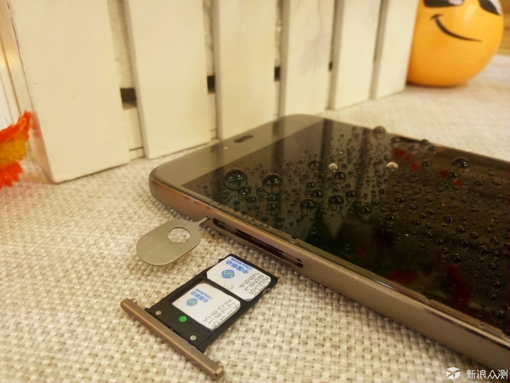 锤子m1是双扬声器吗,锤子m1刚出时多少钱