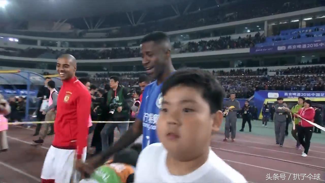 足协杯惊魂全场,江苏鲁能拉米雷斯暴怒