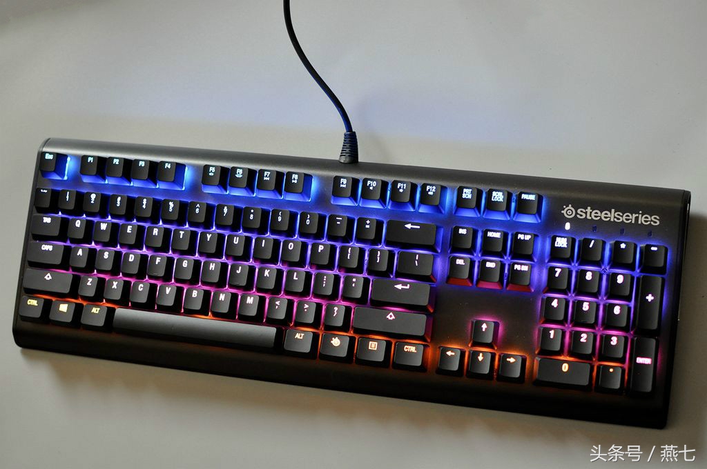 璧涚澘apexm600鐏厜璁剧疆,璧涚澘apexm600鑳屽厜