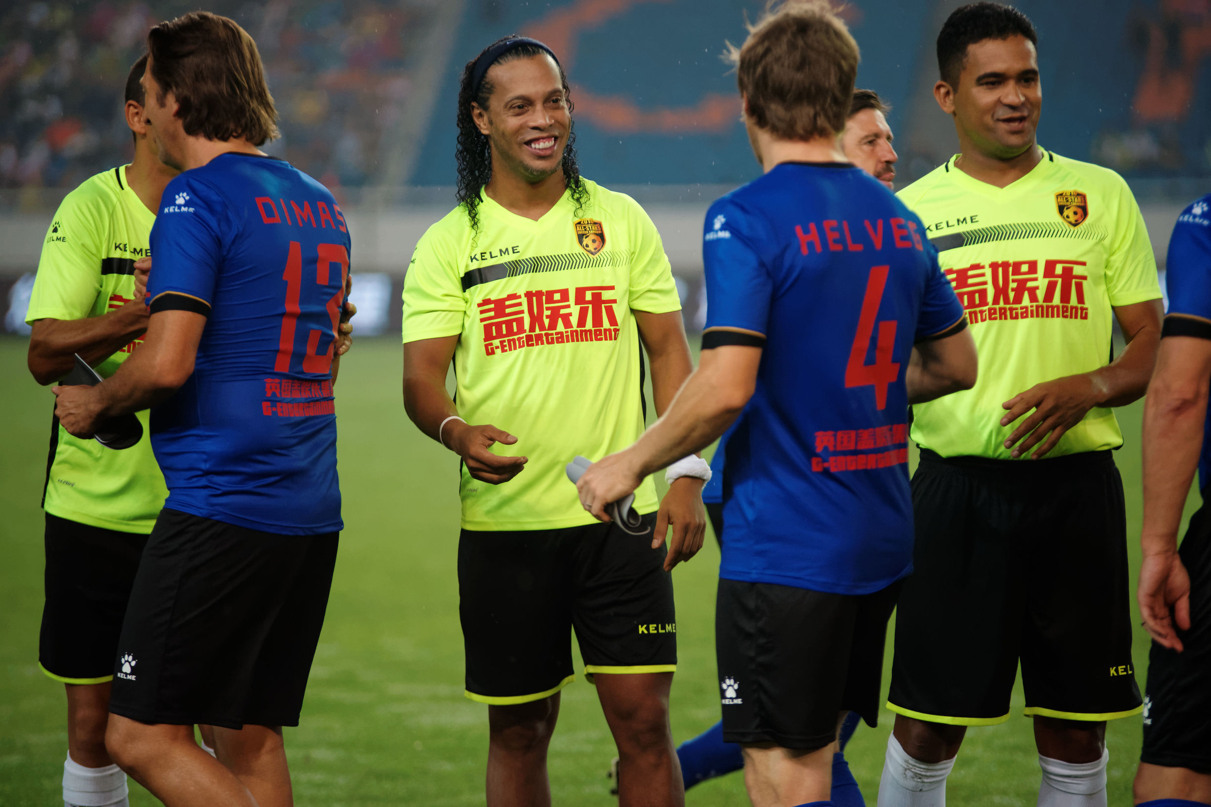 南美vs欧洲全明星足球盛宴2017,欧洲老足球明星对决