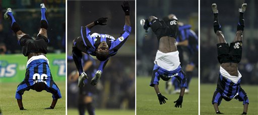 足球场上经典庆祝动作,绿茵场上的庆祝舞蹈