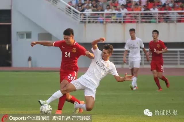 鲁能17岁小将赛季唯一出场走红，他会成为宿茂臻韩鹏接班人吗？