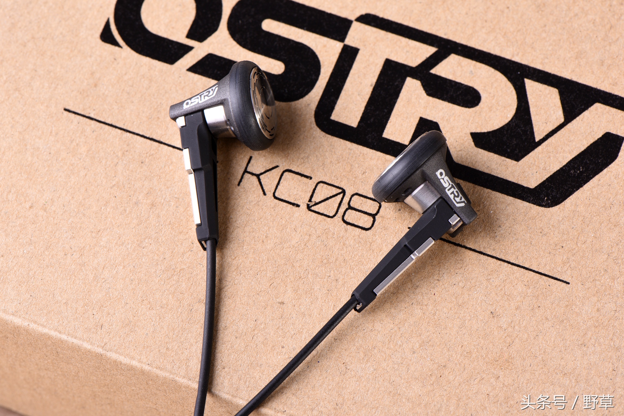 平头塞的耳机会漏音吗,平头塞耳机音质比入耳式好