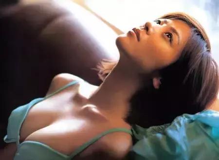 别说林宥嘉了，连迪迦奥特曼都结婚了！还有秋瓷炫……