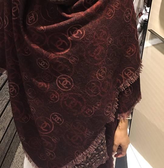 冬天如何选择便宜又保暖的围巾,夏季哪种围巾又保暖又好看