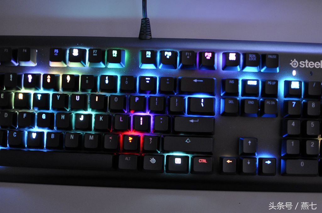 璧涚澘apexm600鐏厜璁剧疆,璧涚澘apexm600鑳屽厜