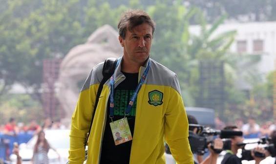 北京国安引援国脚后卫,国安引援乌拉圭国脚