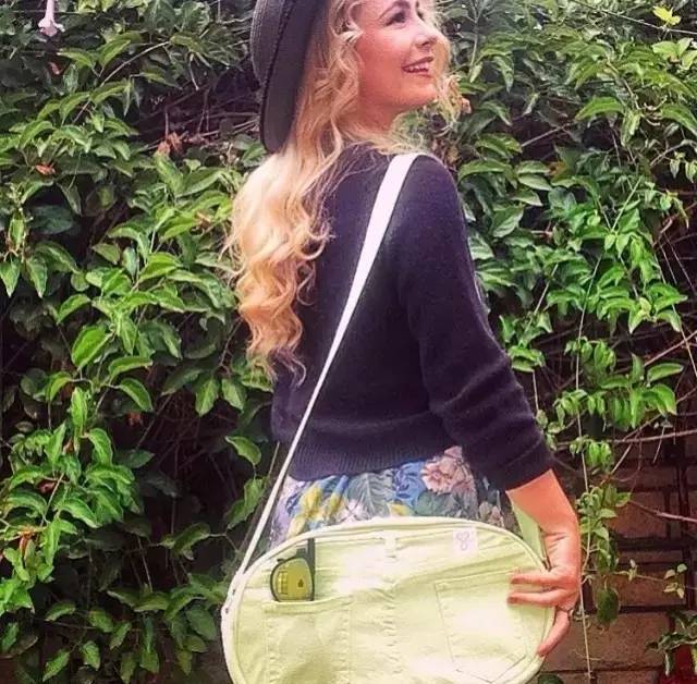 宾大女神将旧衣服“打包”送上了时尚周，居然得到名模一致追捧！