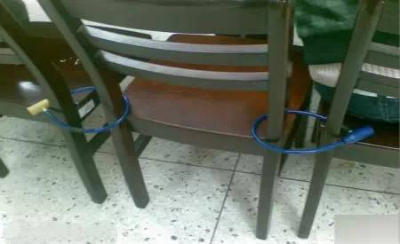 你还绞尽脑汁在图书馆这样占座吗？！