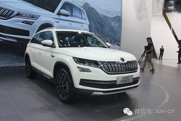 西安车展十二万左右七座suv,新款大七座suv车展