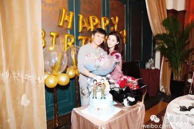 范冰冰为范丞丞庆生,范冰冰为李晨庆生亲密互动曝光