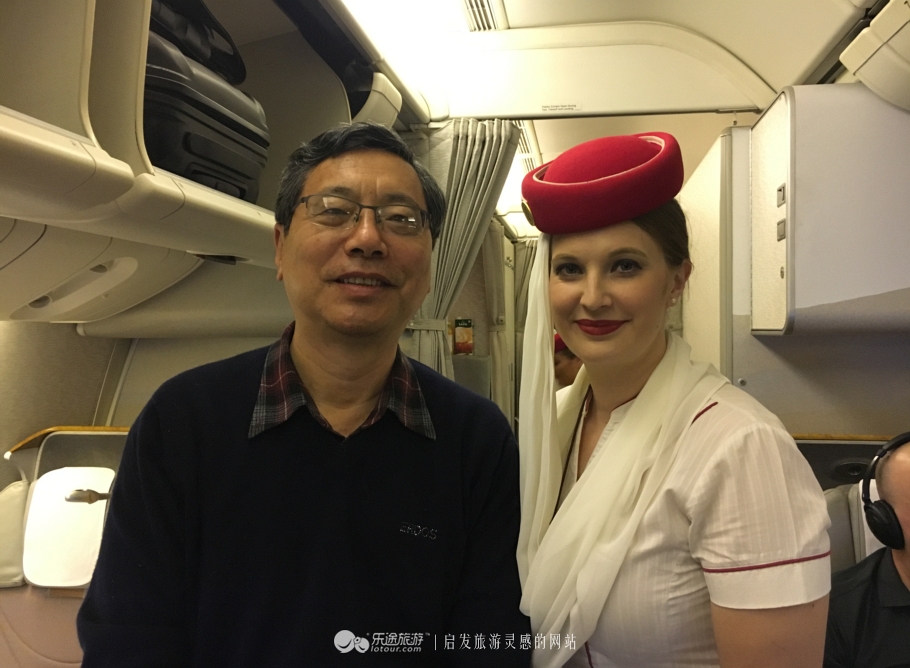 阿联酋航空空客a380经济舱,阿联酋空客380起飞全过程