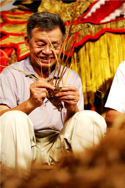 稻草龙手工,稻草龙怎么编手工作品