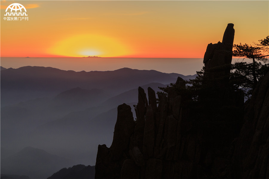 黄山天空之镜美景,放飞心情拥抱大自然黄山风景区
