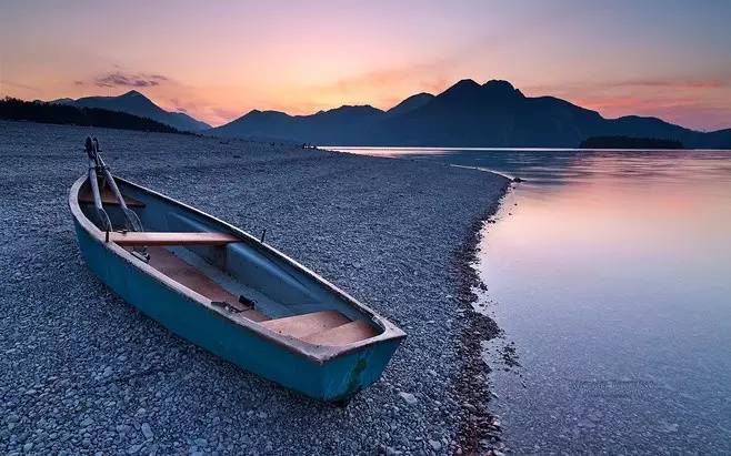 再不疯狂我们就老了下一句怎么说,完整版的再不疯狂就老了