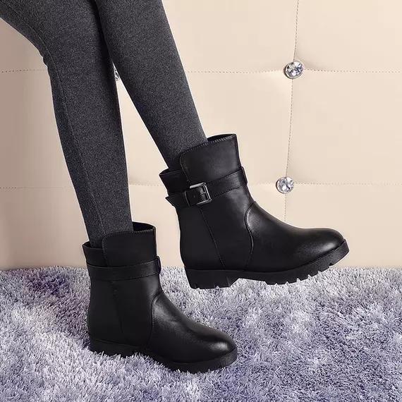 秋冬时尚英伦风短靴卡美多,秋冬儿童时尚短靴