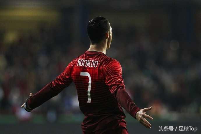 震惊足坛最诡异的十大任意球,足坛任意球大师米哈伊洛维奇