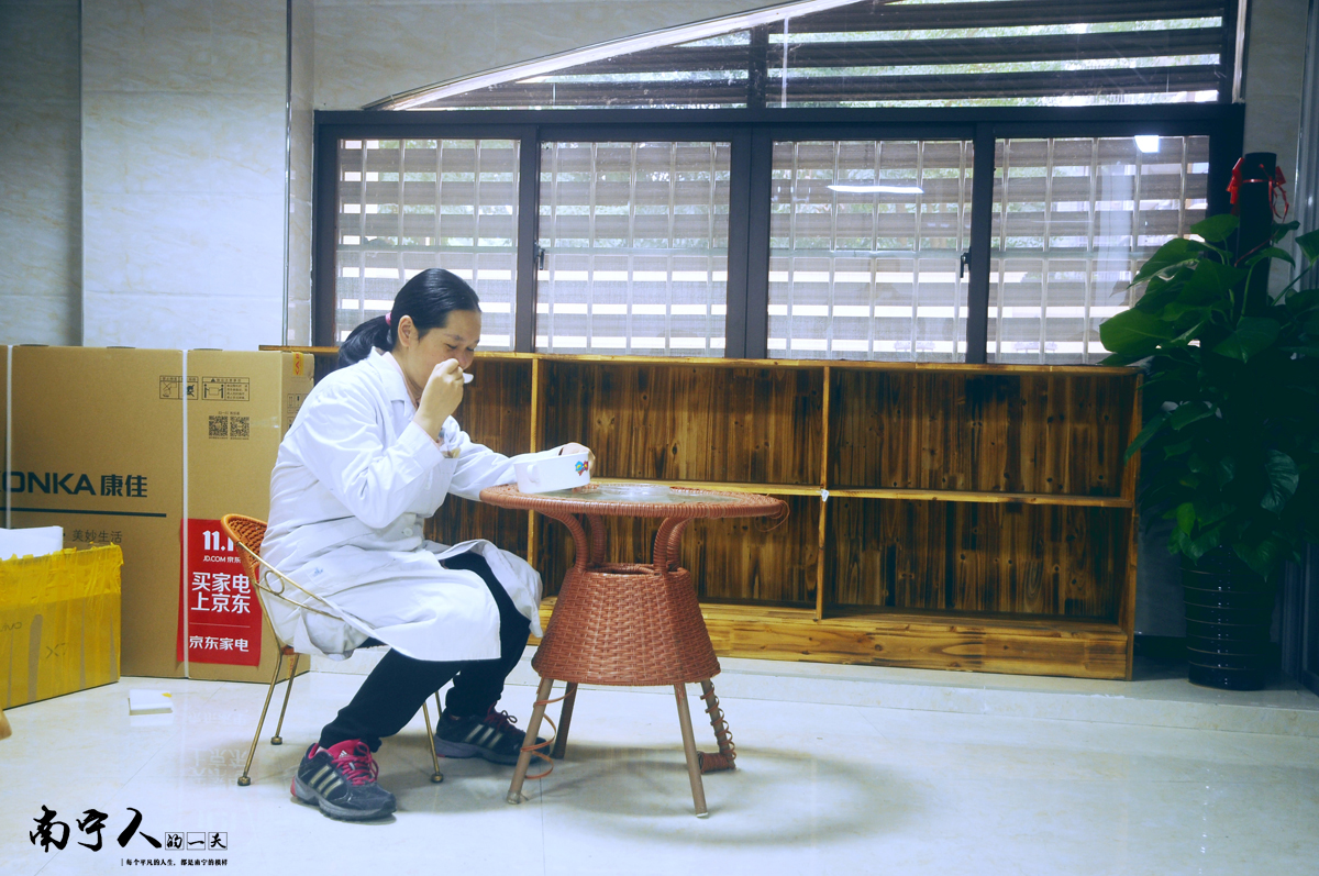 同城小鸟|曾经的鼻炎患者,学医十年为病人解除病痛