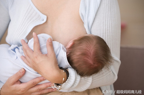 哺乳期奶偏了一大一小怎么办,哺乳期一个奶多一个奶少咋办