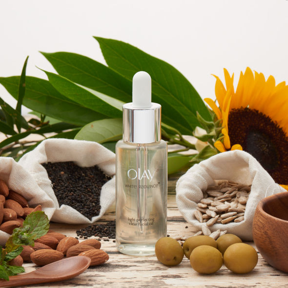 olay补水美白和水润提色什么区别,olay水凝霜48g亮白肤色清爽保湿