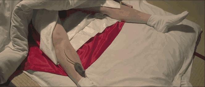 少女椿漫画版结局,少女椿动漫跟真人版区别大吗