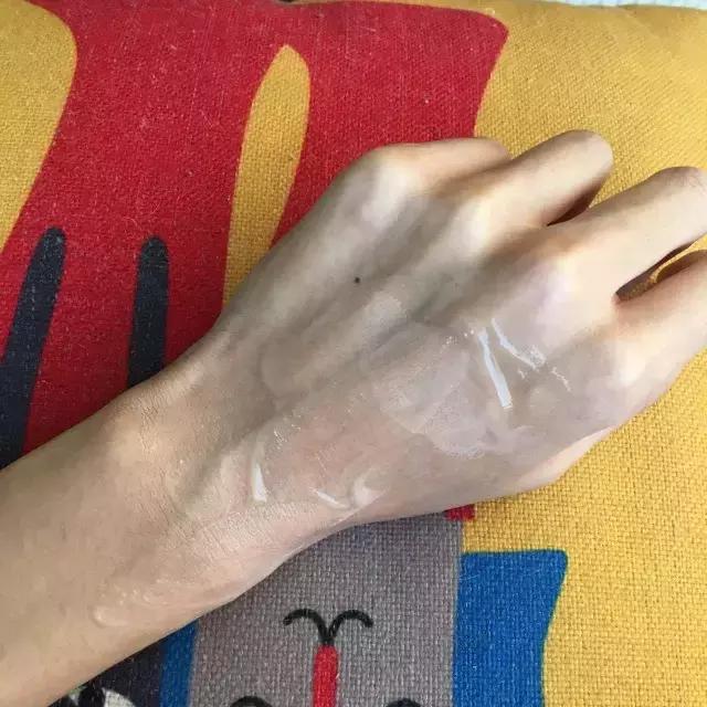 植村秀臻萃洁颜油用法,植村秀琥珀臻萃洁颜油区别