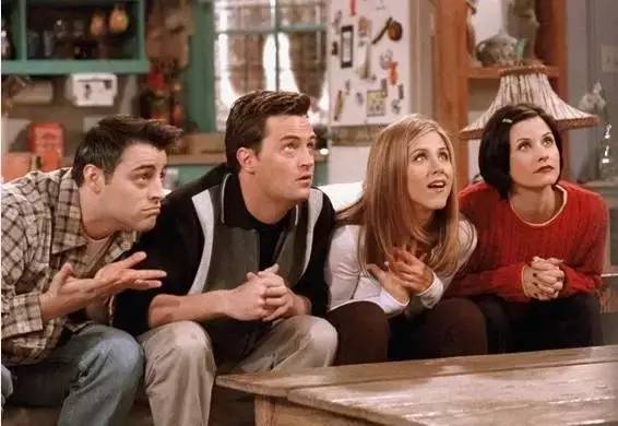 提升口语和听力的简单易学的美剧,每日英语美剧常见高频口语有哪些