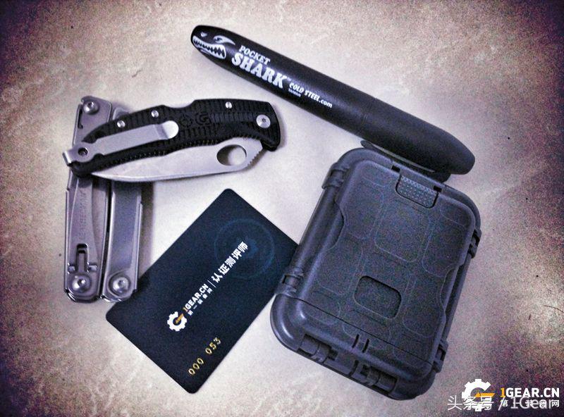 王麻子大马士革钢菜刀,王麻子菜刀好还是大马士革菜刀好