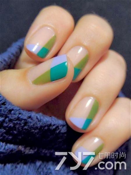美甲图片2017新款式,2020美甲流行款式短指甲显手白
