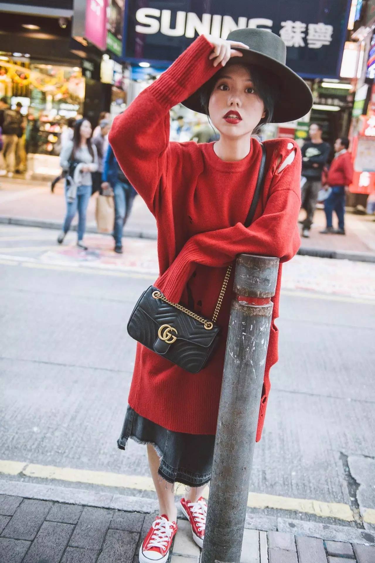 五天八个造型，行李箱爆炸也要拍这些衣服