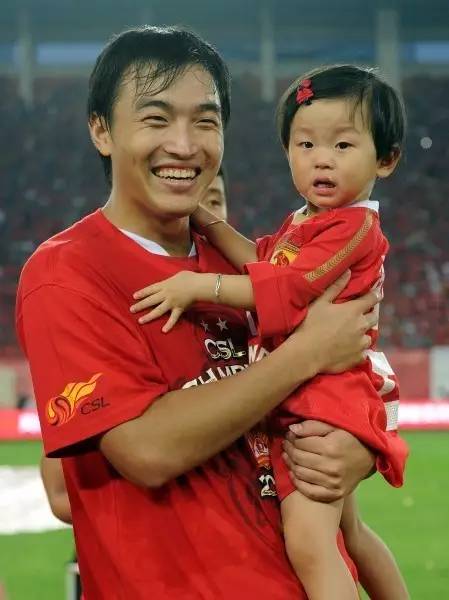 涓存矀瓒崇悆褰㈣薄澶т娇,涓存矀濂冲┛