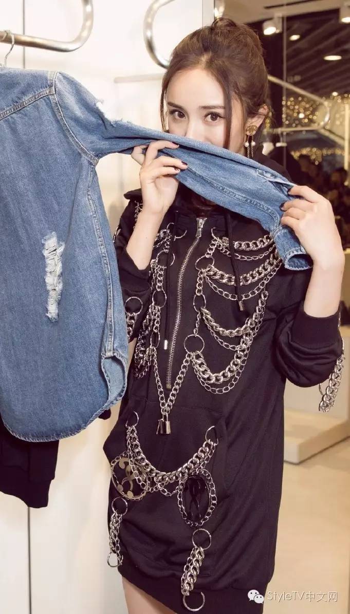 百搭卫衣穿出彩，一点都不难！