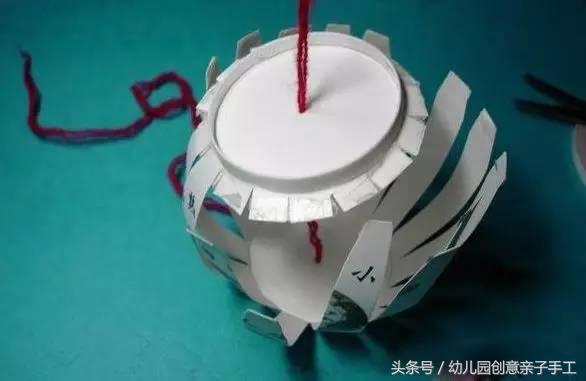 幼儿园元旦手工兔子灯笼制作,卡纸元旦灯笼手工制作幼儿园