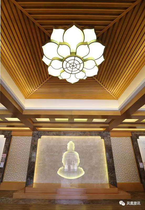 国内居然还私藏了一座“温暖之寺”！网红延参说这是一片忘忧之境