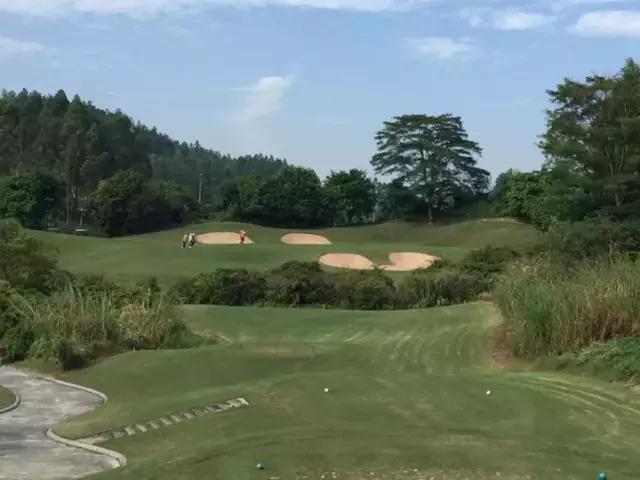 世界冠军专程助阵,为参赛球队提供总决赛球场最全攻略