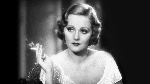 秋冬胶囊衣橱怎么搭配,打造自己的胶囊衣橱需要什么单品