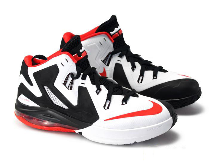 詹姆斯使节系列,詹姆斯使节系列球鞋