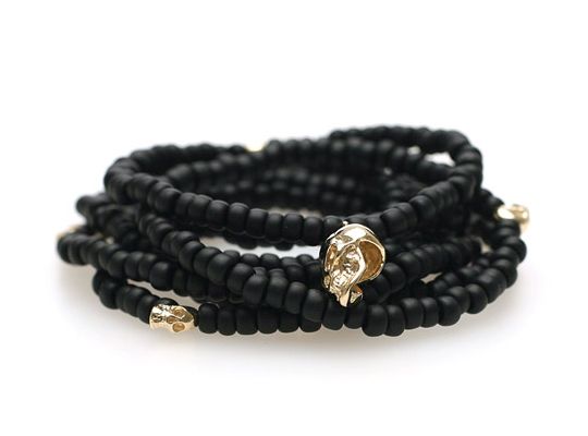 老外都戴什么样的手串啊 (国外潮牌手串大全)