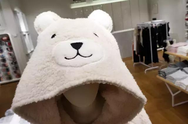 它帮你集齐快消品牌，一伙打折让你365天穿衣不重样